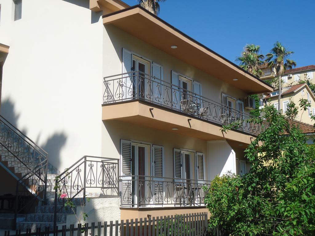 Apartments Forte Mare Herceg Novi Dış mekan fotoğraf